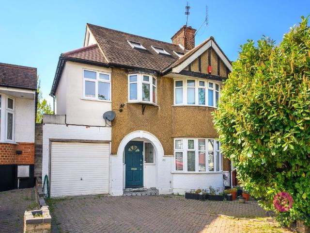 House for rent in Hendon, Greater London