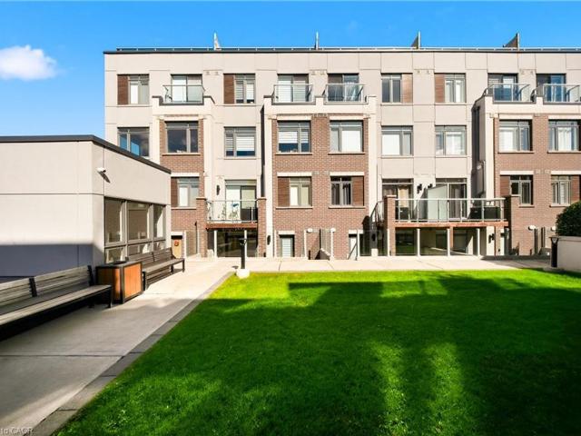 House for rent in Oakville, Golden Horseshoe