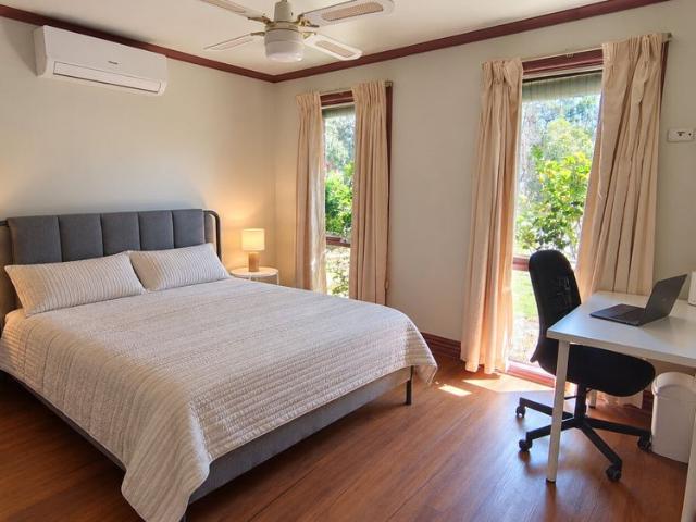 Room for rent in Valley View, Melbourne