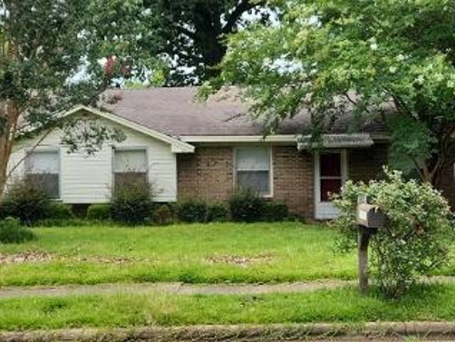 House for sale in Montgomery