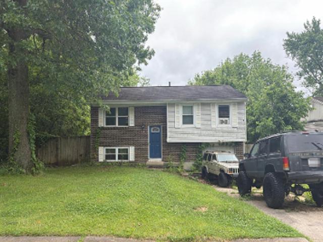 House for sale in Roselawn, Ohio