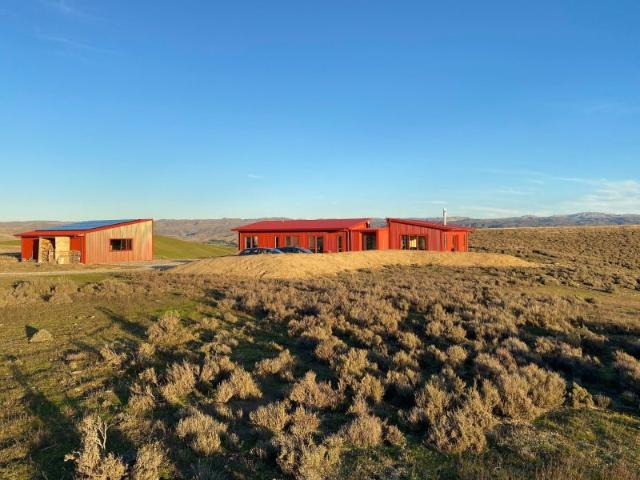 House for rent in Otakou