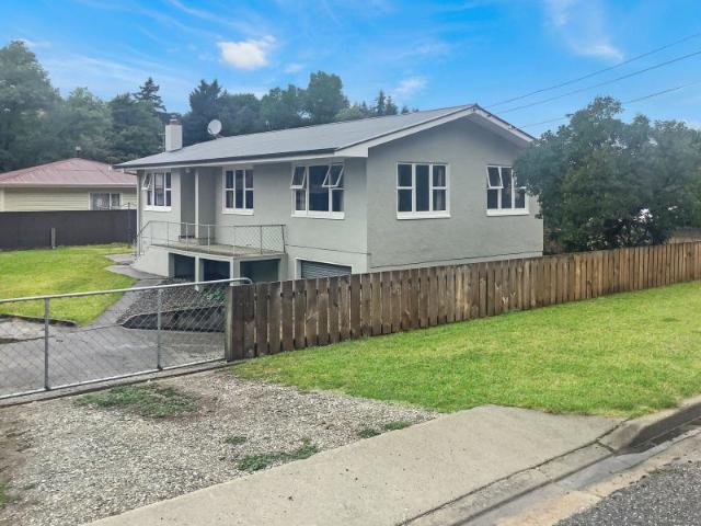 House for rent in Otakou