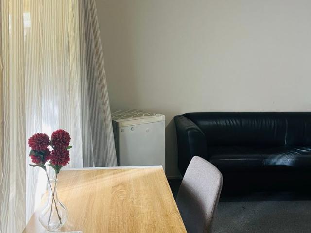 Room for rent in Camerons Creek, Victoria