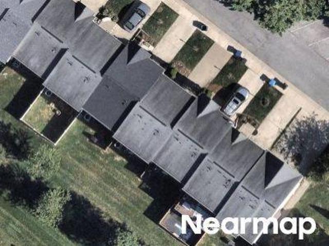 Townhouse for sale in Seneca Ridge, Maugansville