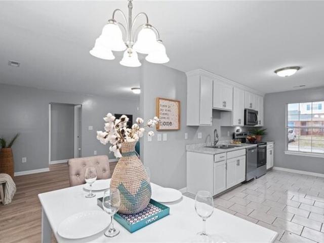 House for sale in Hampton House for sale in Hampton