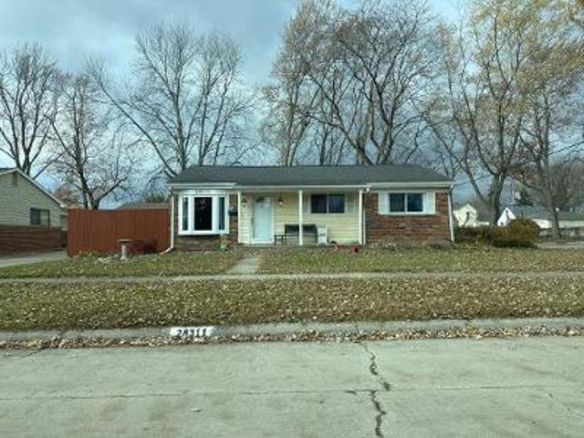 House for sale in Saint Clair Shores, Michigan