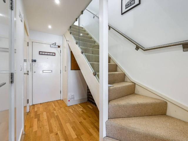 Apartment for rent in Plumstead, Isle Of Man