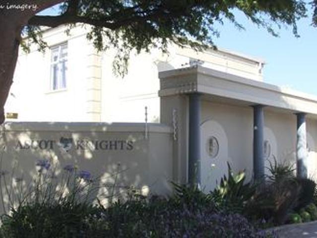 Townhouse for rent in Milnerton, City of Cape Town