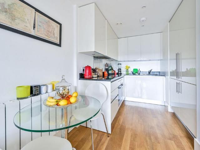 House for rent in Glyndon, Greater London