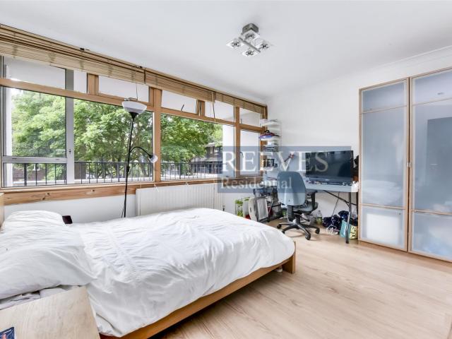 Apartment for rent in Chalk Farm, Greater London