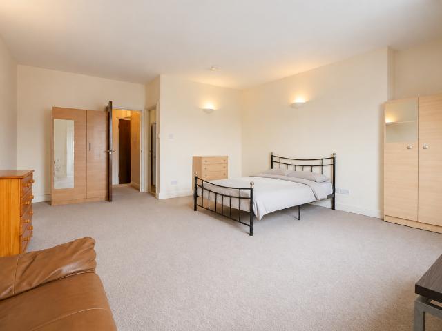 Studio for rent in Kentish Town, Greater London