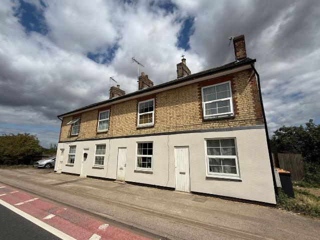 House for rent in Hockliffe, Bedfordshire