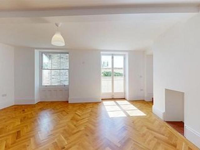 Apartment for rent in West Cliff, Acol