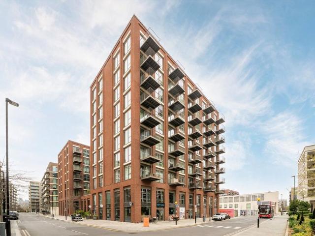 Apartment for rent in Silvertown, Greater London