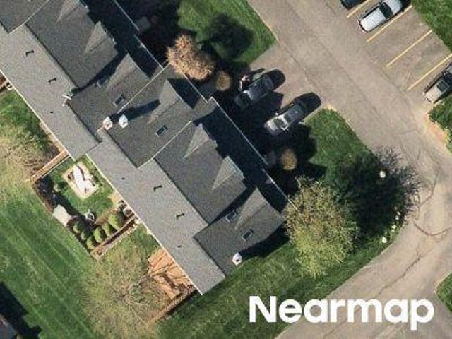 Townhouse for sale in Victor