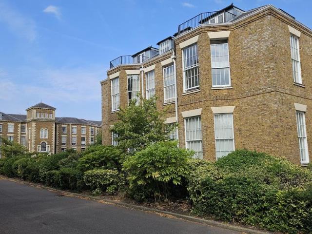 Apartment for rent in Friern Barnet, Greater London
