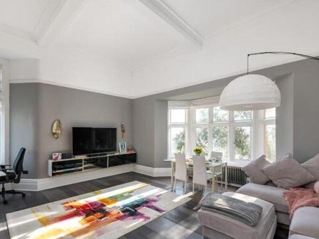 House for sale in Red Hill, Surrey
