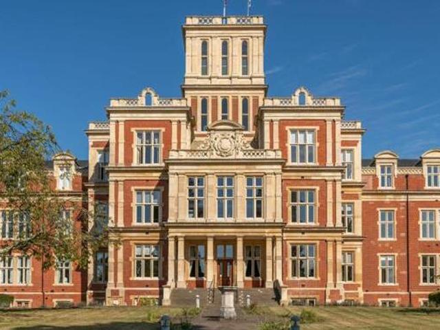 House for sale in Surrey