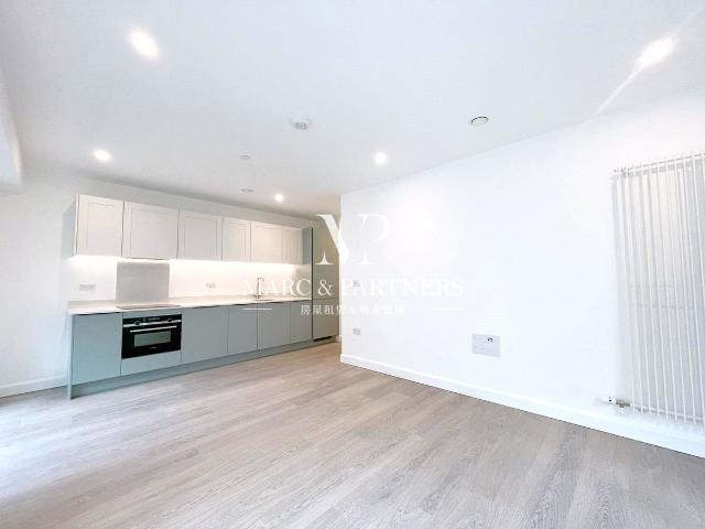 House for rent in Custom House, Greater London