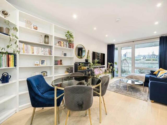 Apartment for rent in West Finchley, Isle Of Man