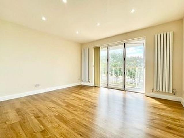 Apartment for rent in West Cliff, Acol
