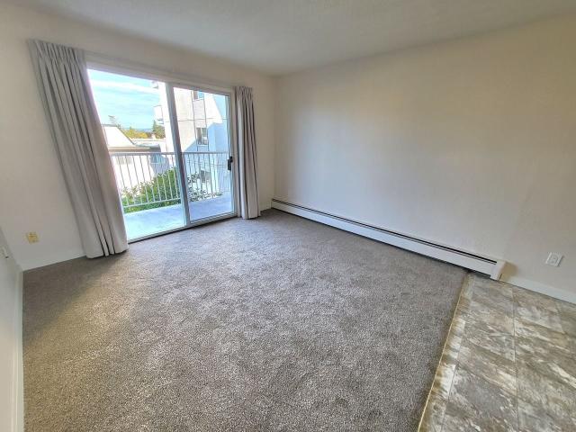 Apartment for rent in Esquimalt, British Columbia