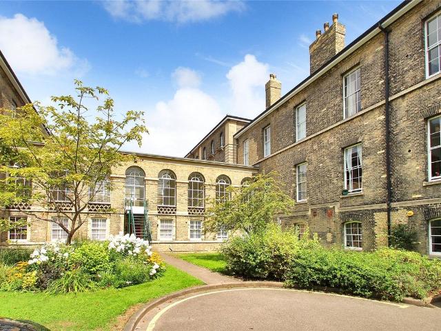 Apartment for rent in Royal Borough of Greenwich, Greater London