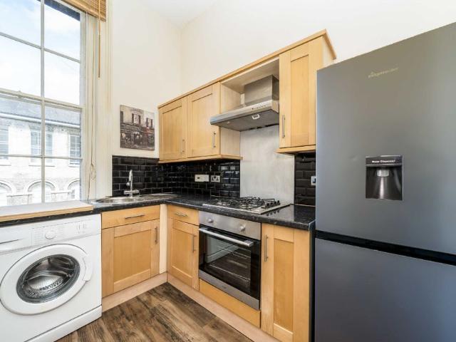 Apartment for rent in Shooters Hill, Greater London