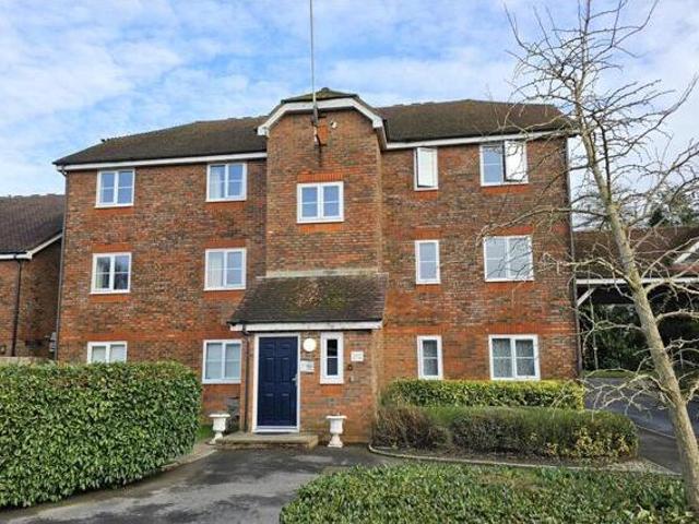 House for sale in Fole, Surrey
