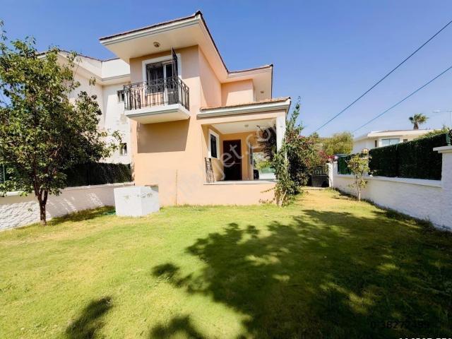 Çeşme, İzmir içerisinde kiralık Villa