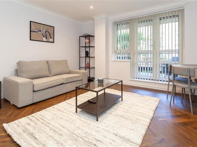 Apartment for rent in South Hampstead, Greater London