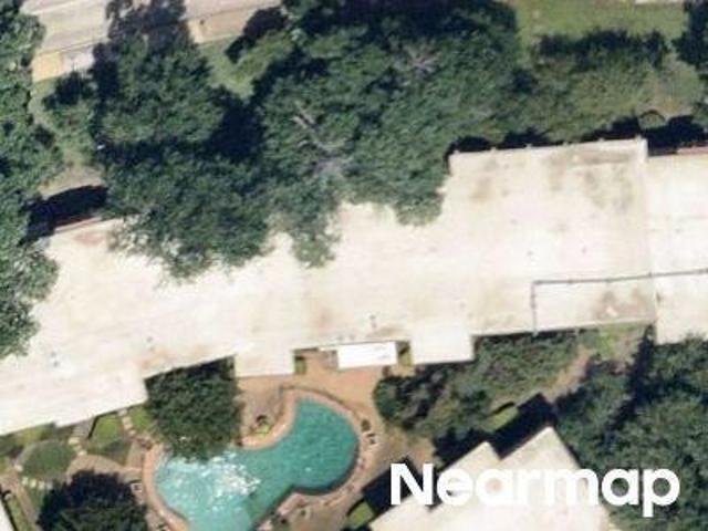 Condo for sale in Gifford, Dallas