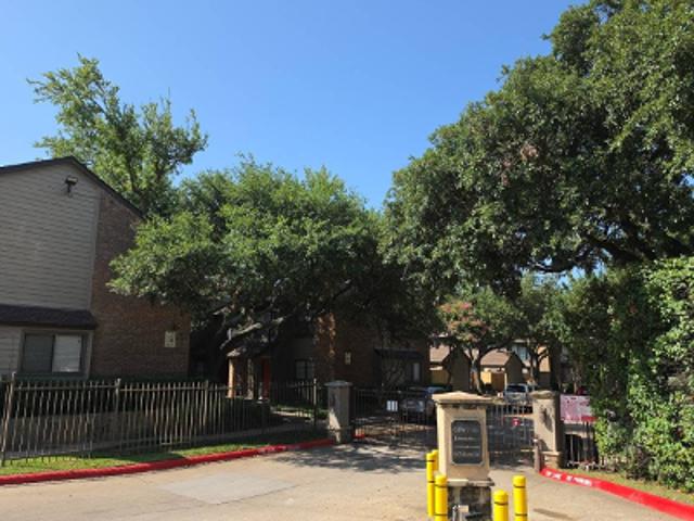 Condo for sale in Dallas, Texas