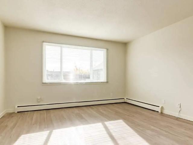 Apartment for rent in Wedgewood, Alberta