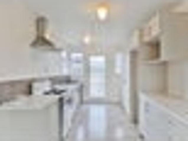 Apartment for rent in Royal Oak