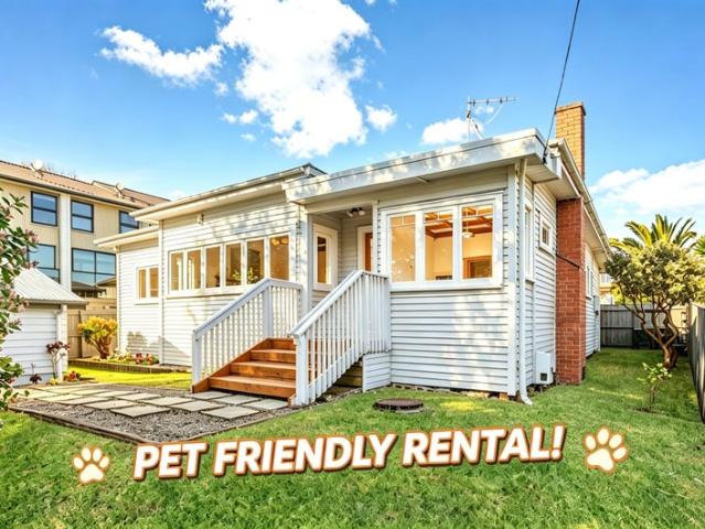 House for rent in Three Kings, Oroua County