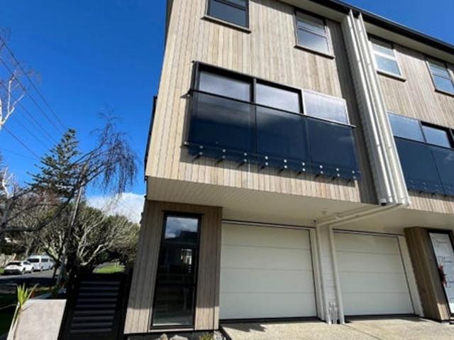 House for rent in Three Kings