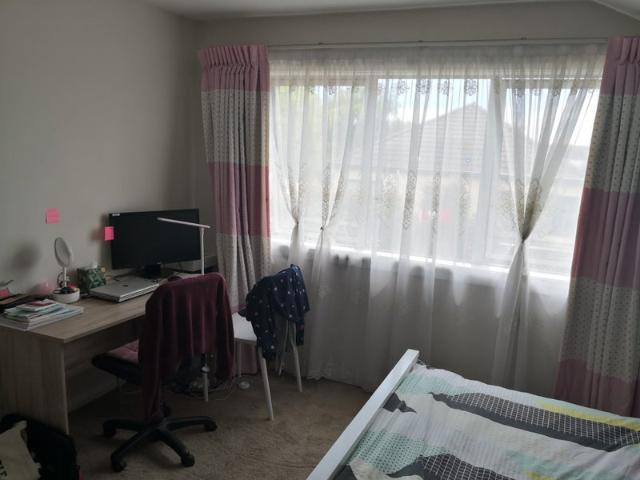 House for rent in Three Kings, Oroua County