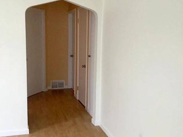 Room for rent in Royal Oak, Michigan