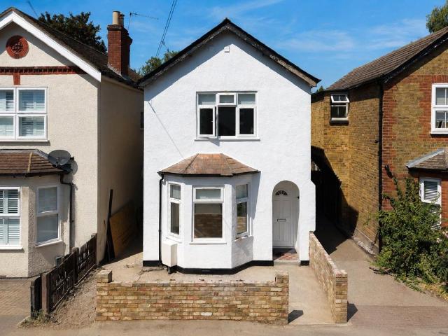 House for rent in Horsell, Woking
