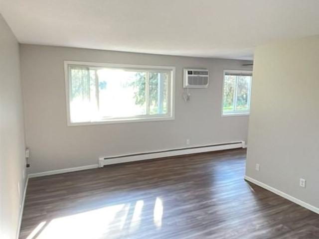 Apartment for rent in Blaine, Minnesota