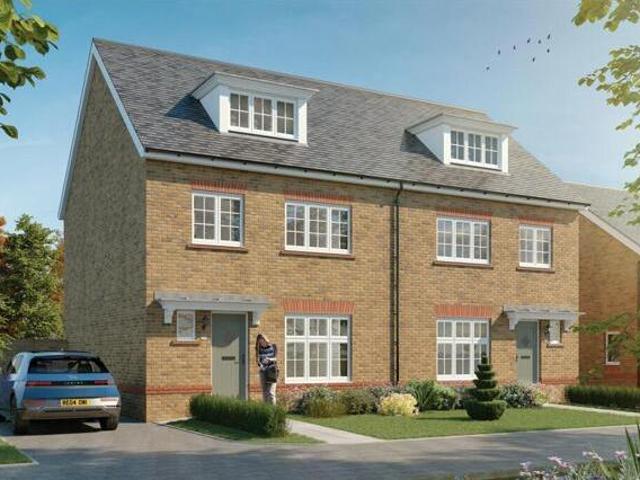 House for sale in Brompton, Gillingham