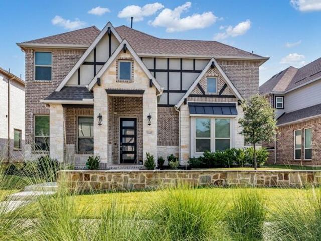 House for sale in Farmers Branch, Texas