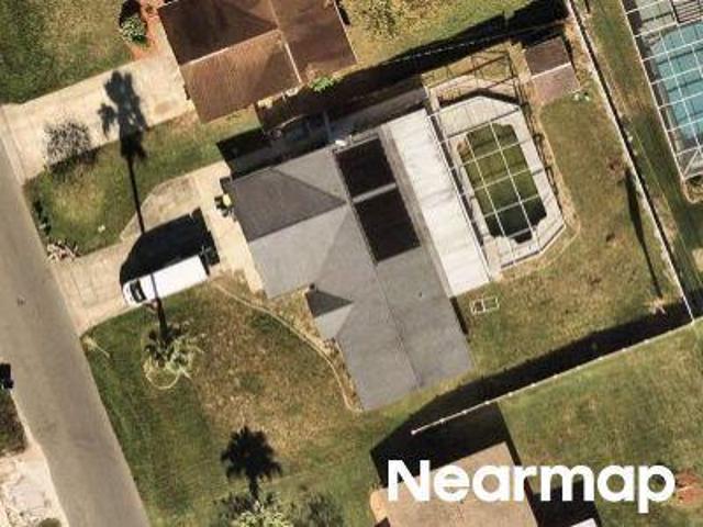 House for sale in Edgewater