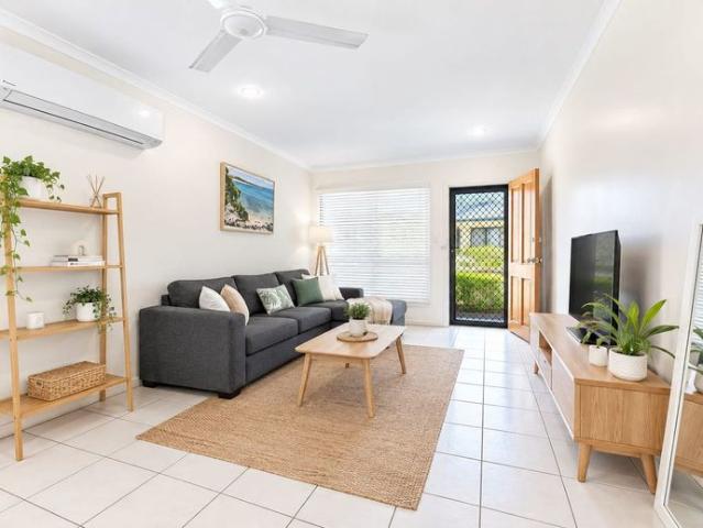 Apartment for rent in Cannonvale, Queensland