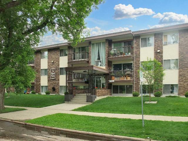 Apartment for rent in Wedgewood, Alberta