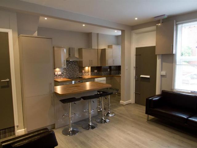 House for rent in Hyde Park, Leeds