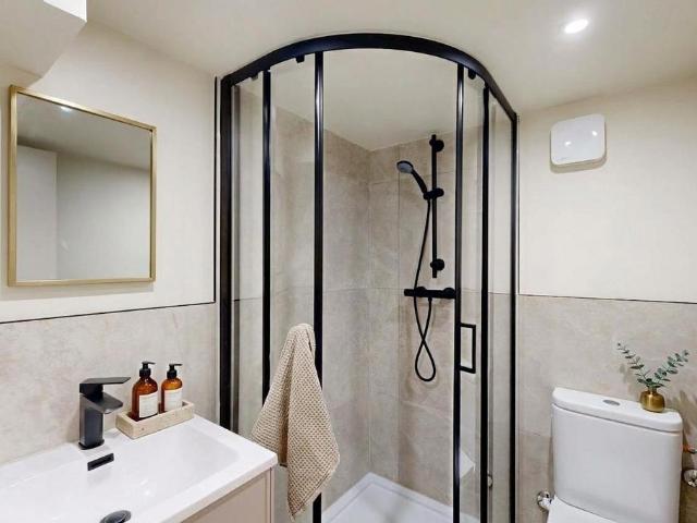 House for rent in Hyde Park, Leeds
