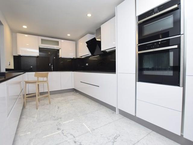 Apartment for rent in Devonshire, Sheffield
